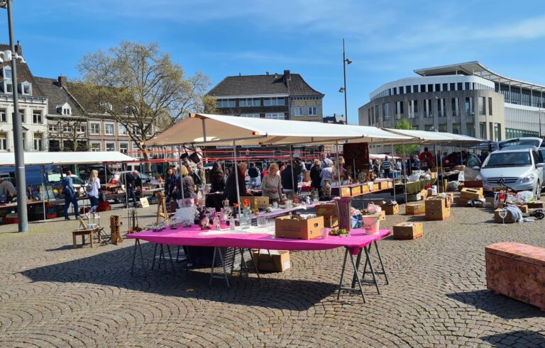 Axelse Stadsmolen tijdens Kerstmarkt geopend — markt-eten in Terneuzen