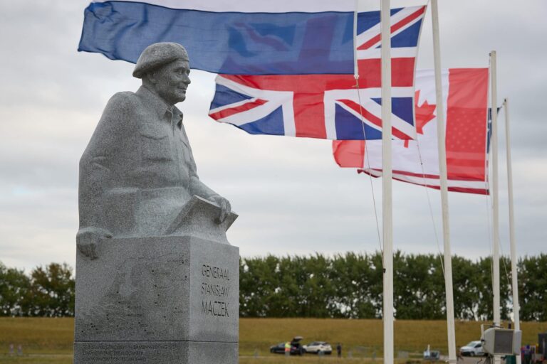 Herdenking Generaal Stanislaw Maczek — lezing in Terneuzen